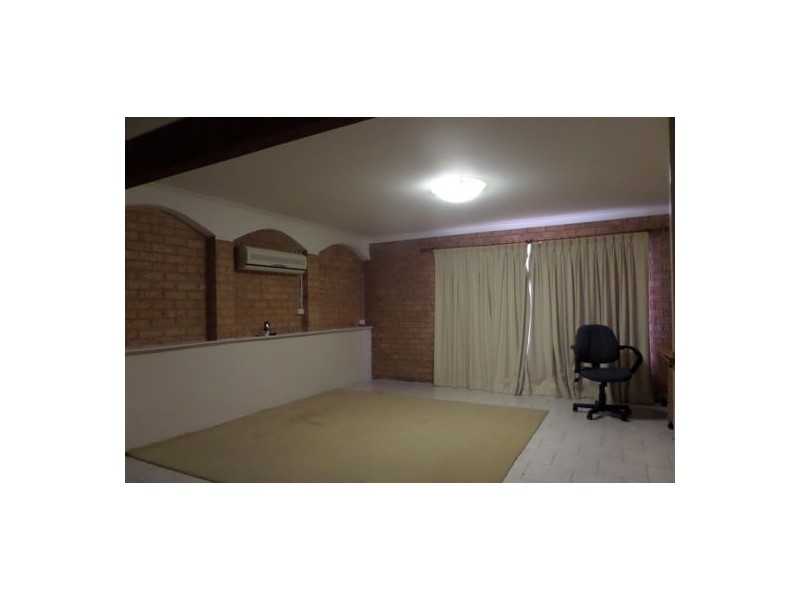 88 Andrew Thompson Dr, Mcgraths Hill NSW 2756