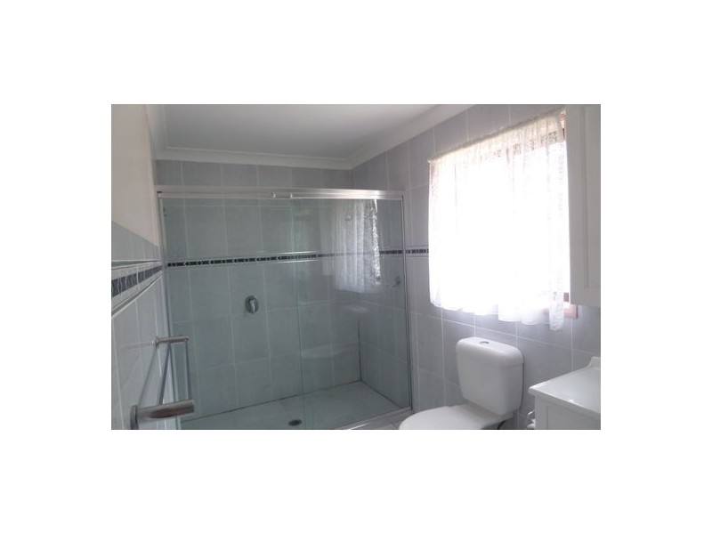 88 Andrew Thompson Dr, Mcgraths Hill NSW 2756