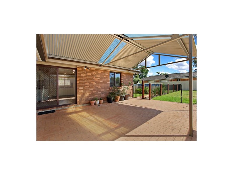 10 Scarsborough Crescent, Bligh Park NSW 2756
