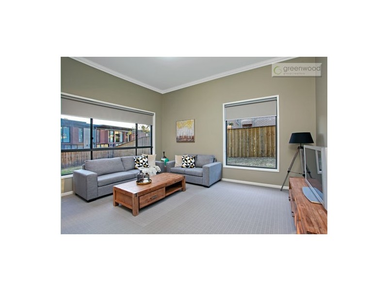 18 Country Club Circuit, Kellyville NSW 2155