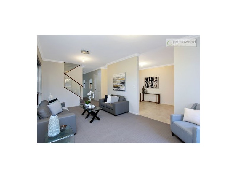 18 Country Club Circuit, Kellyville NSW 2155