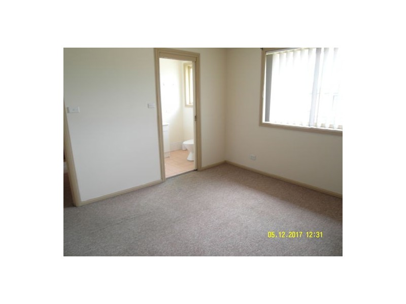 2/303 Macquarie St, South Windsor NSW 2756
