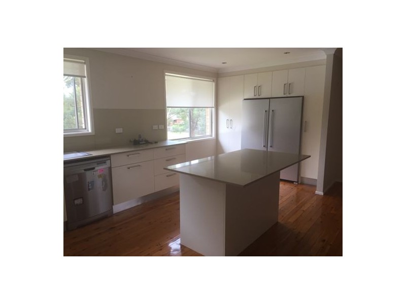 34 Dresden Avenue, Castle Hill NSW 2154