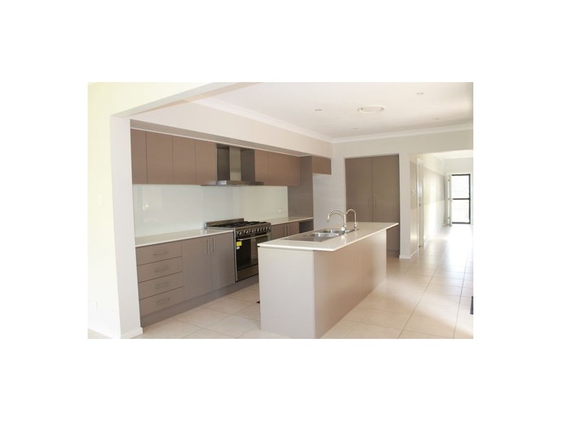 44 Fox Creek Ct, Kellyville NSW 2155