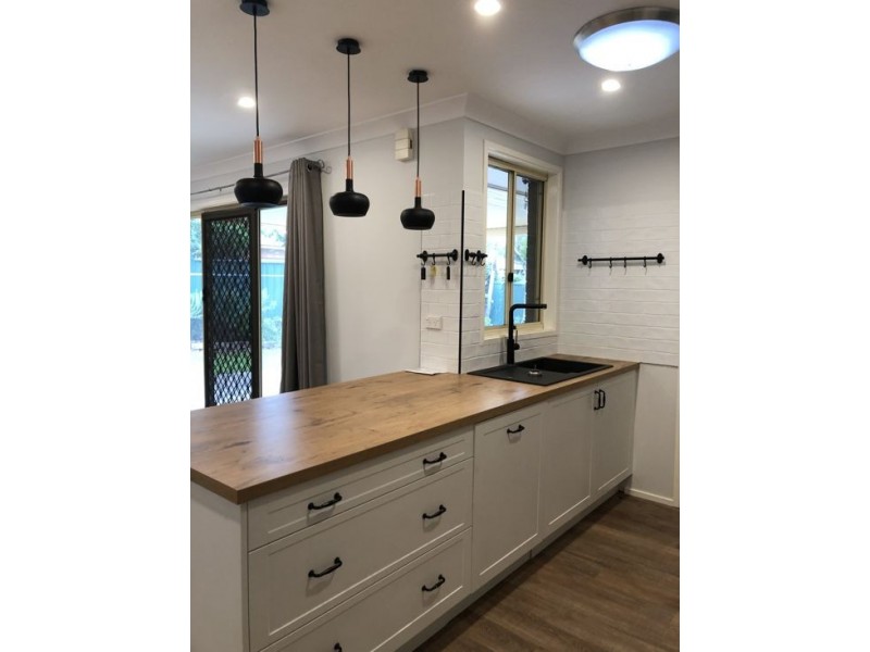 18 Carly Place, Quakers Hill NSW 2763