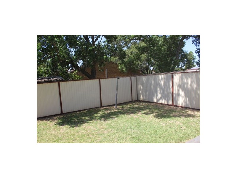 1/32 Paget Street, Richmond NSW 2753