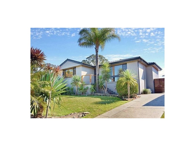 10 Armstrong Place, Dean Park NSW 2761