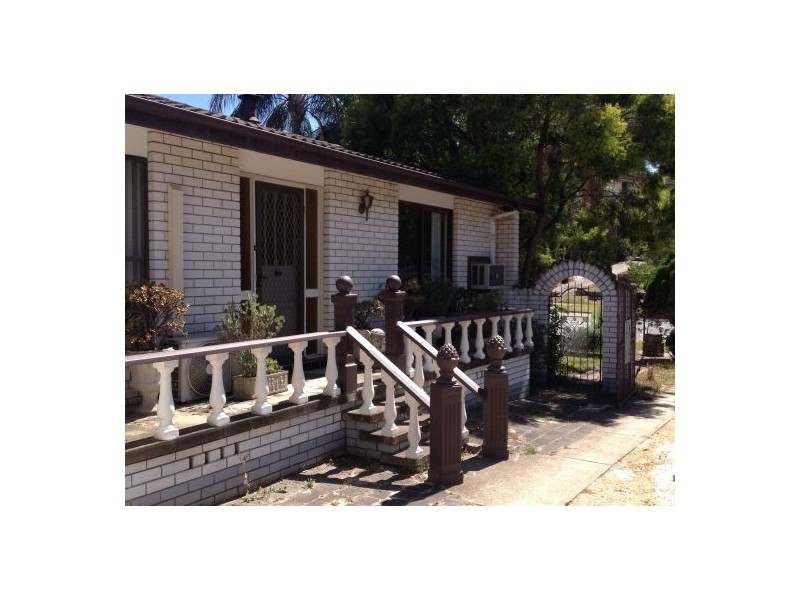 225 Madagascar Drive, Kings Park NSW 2148