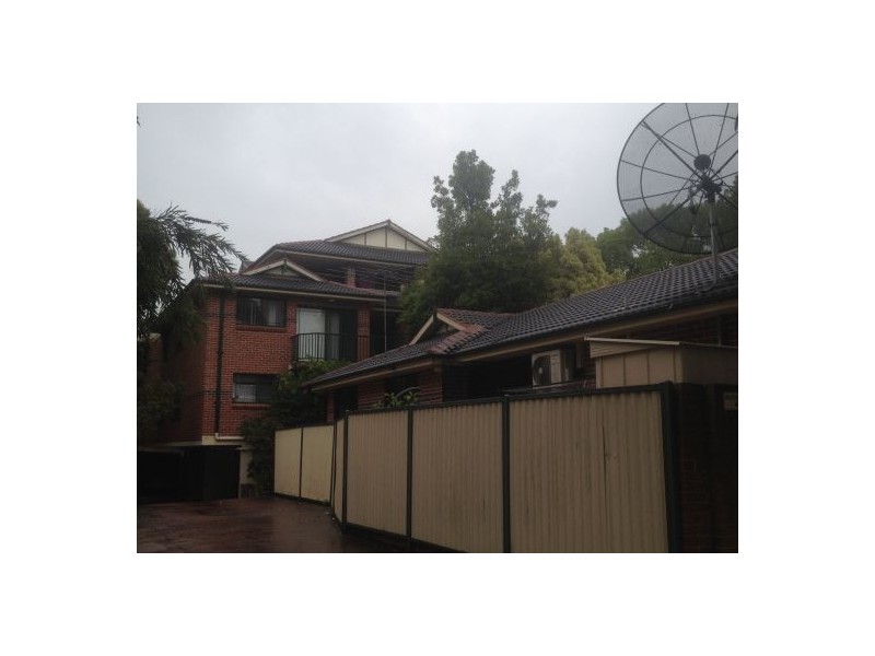 Unit 12/18 – 22 High Street, Granville NSW 2142