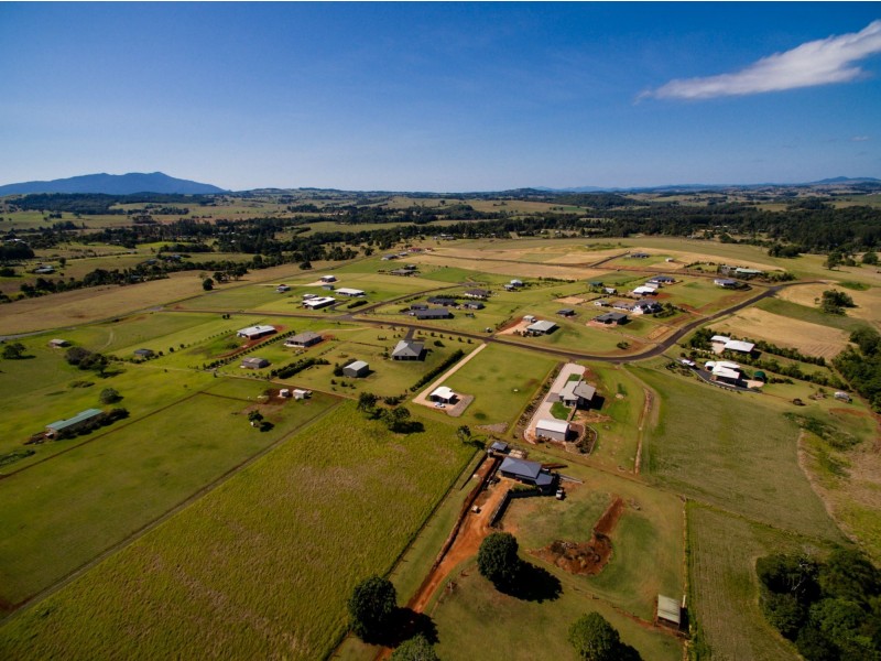 2 Jessica Road, Peeramon QLD 4885