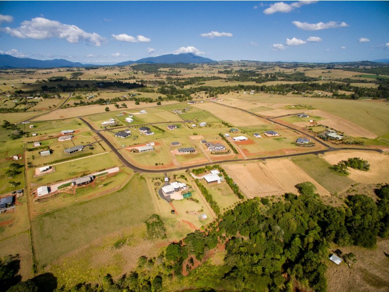 2 Jessica Road, Peeramon QLD 4885