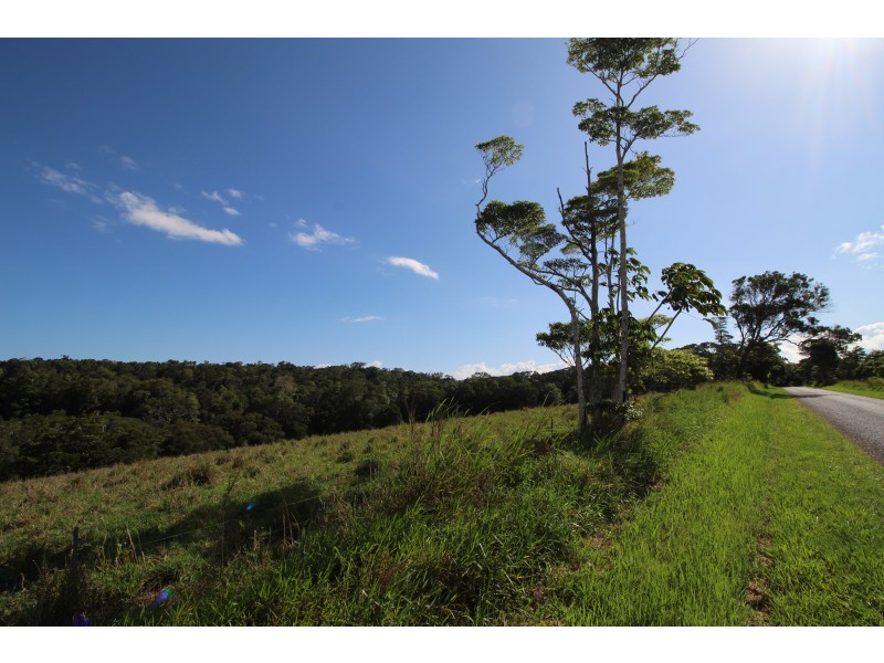72 Lloyd Road, Yungaburra QLD 4884