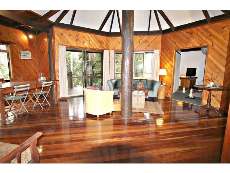 35 Park Avenue, Yungaburra QLD 4884