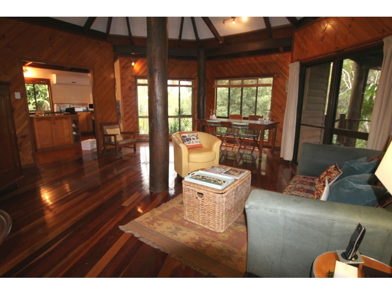 35 Park Avenue, Yungaburra QLD 4884