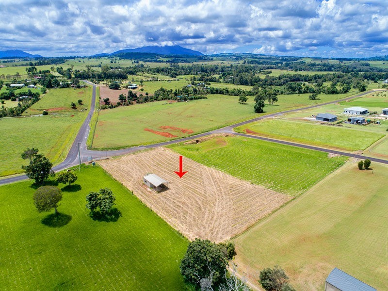 6 Jessica Road, Peeramon QLD 4885