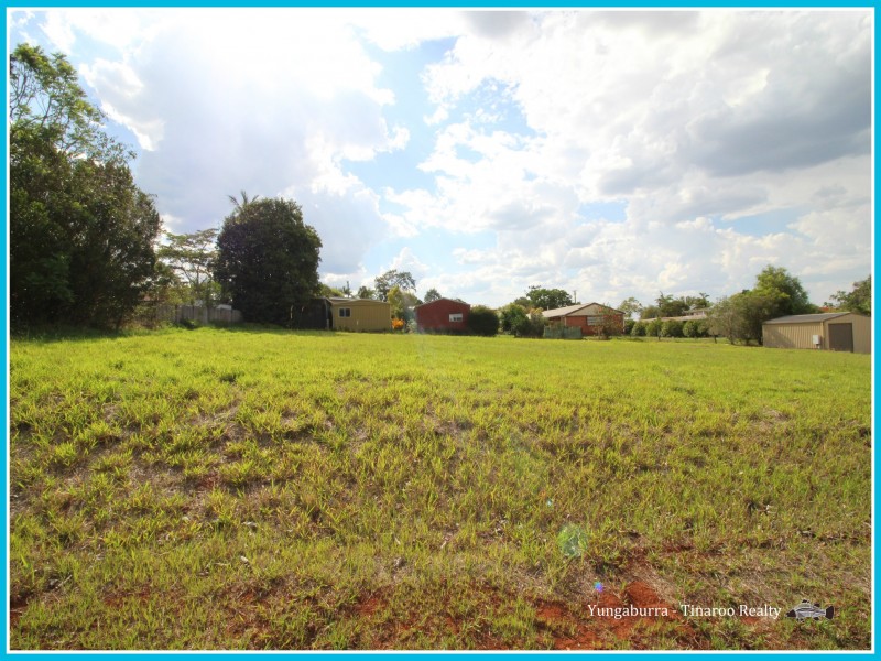 31 Bernard Street, Malanda QLD 4885