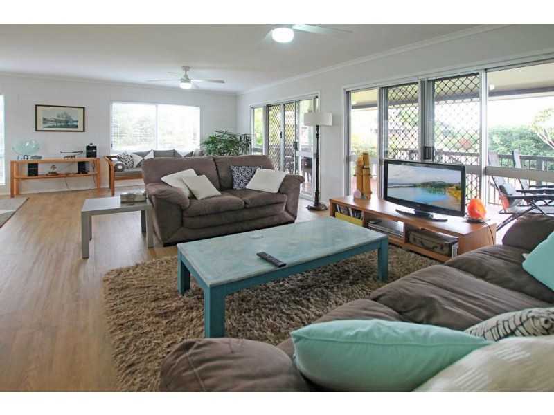 9 Currawong Avenue, Yungaburra QLD 4884