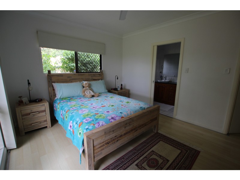 Yungaburra QLD 4884