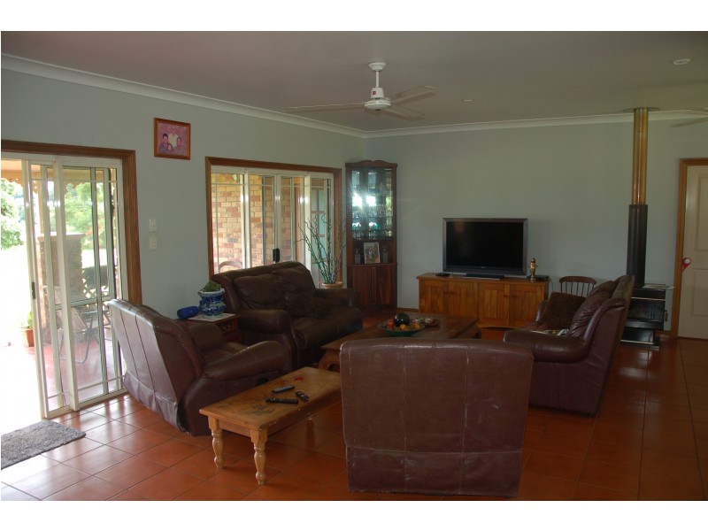 Yungaburra QLD 4884