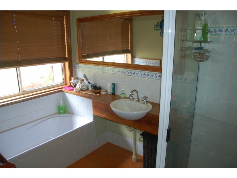 Yungaburra QLD 4884