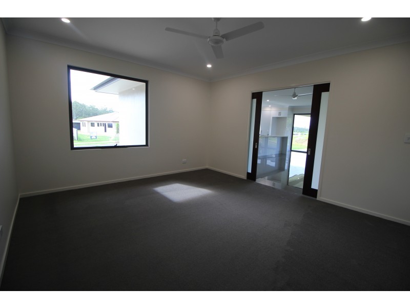 Yungaburra QLD 4884