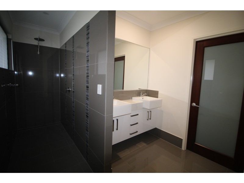 Yungaburra QLD 4884