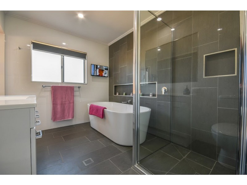 Yungaburra QLD 4884