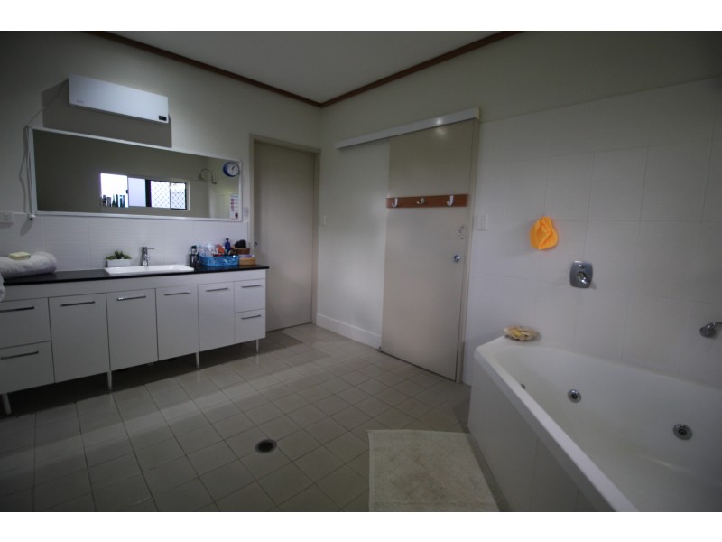 Yungaburra QLD 4884