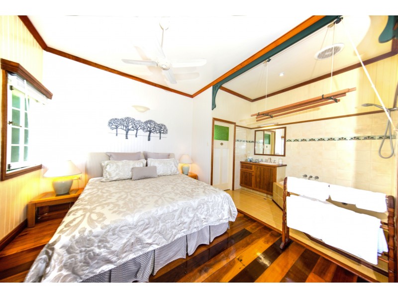 Yungaburra QLD 4884