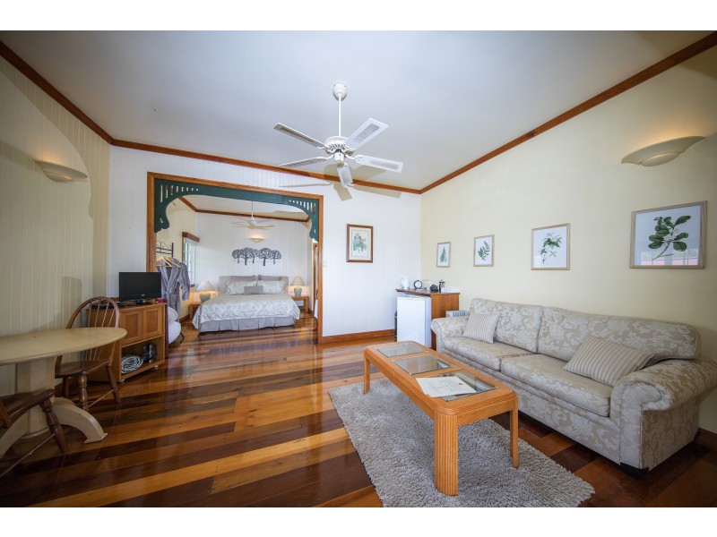 Yungaburra QLD 4884