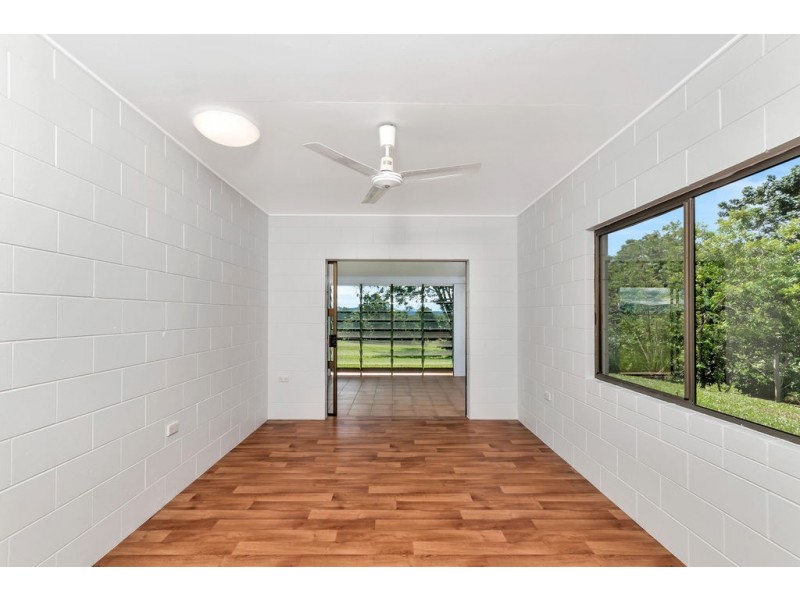 57 Denny Road, Yungaburra QLD 4884