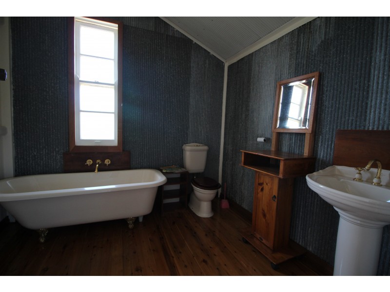 13 Hastie Rd, Atherton QLD 4883