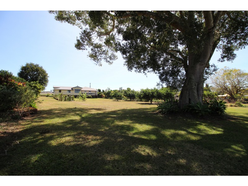 13 Hastie Rd, Atherton QLD 4883