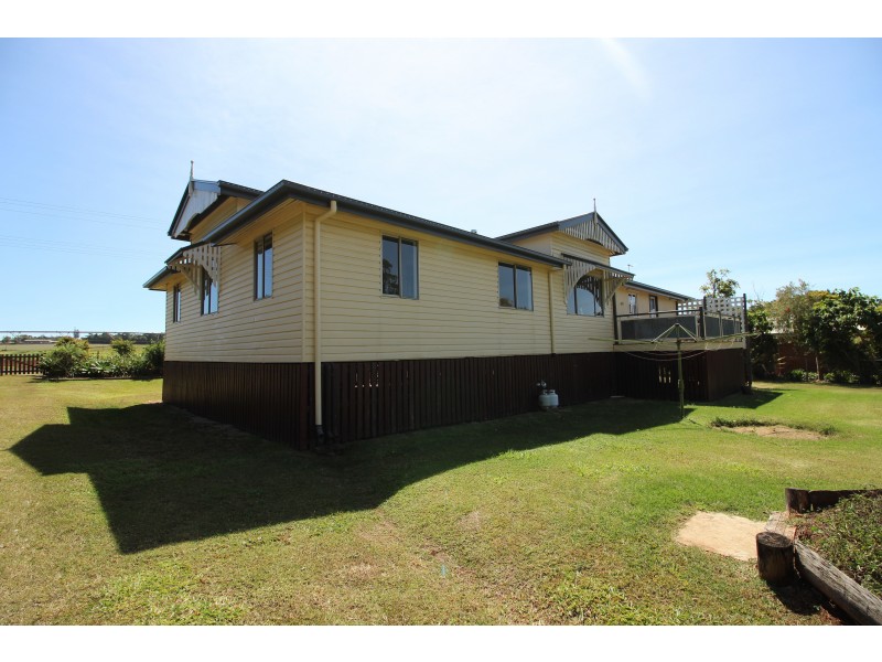 13 Hastie Rd, Atherton QLD 4883