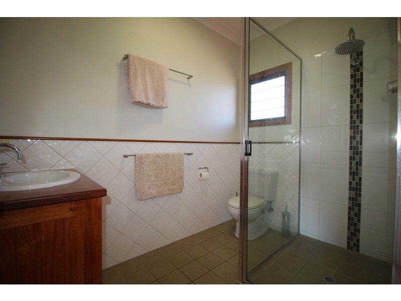 Yungaburra QLD 4884