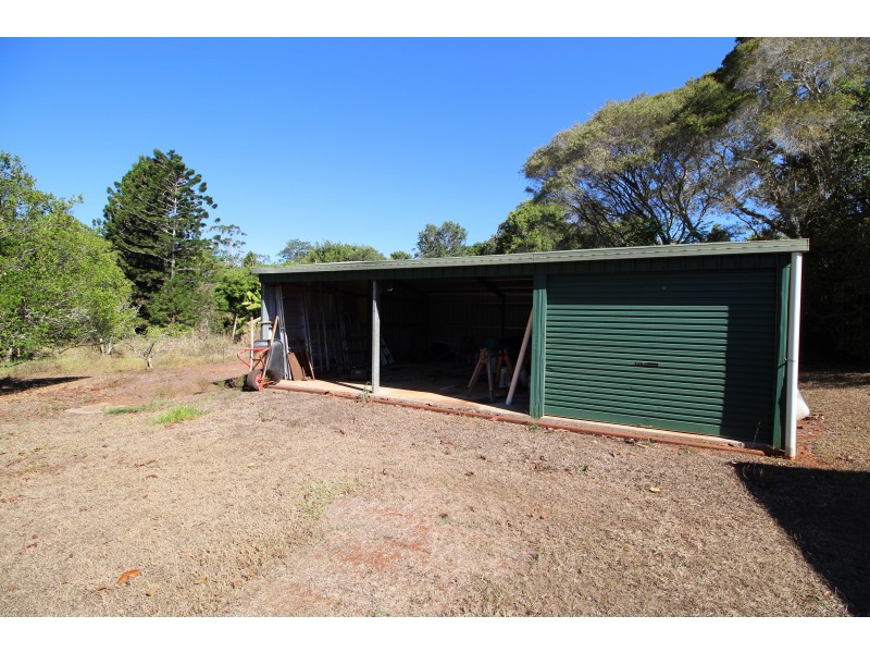 174 Anderson Rd, Peeramon QLD 4885