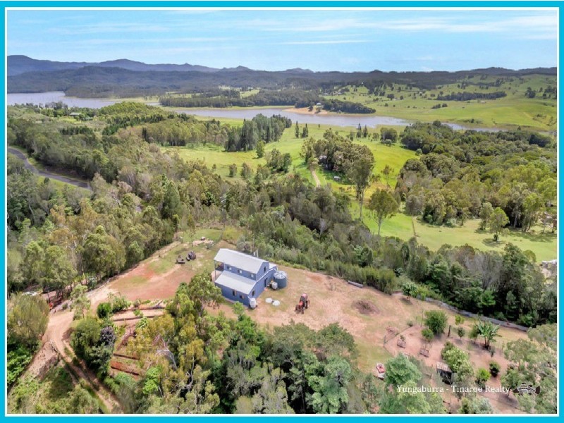 9 Kluck Rd, Yungaburra QLD 4884