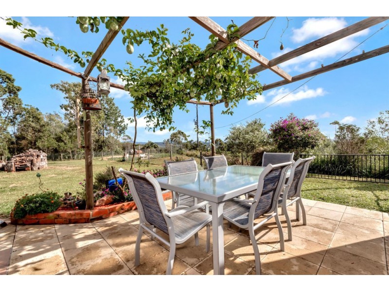 9 Kluck Rd, Yungaburra QLD 4884