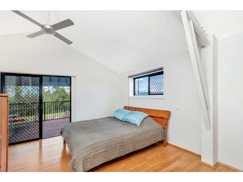 9 Kluck Rd, Yungaburra QLD 4884