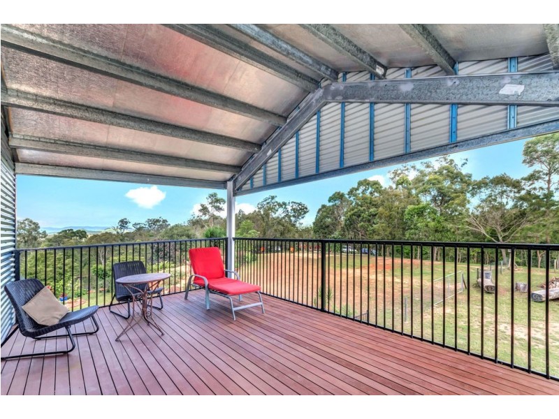 9 Kluck Rd, Yungaburra QLD 4884