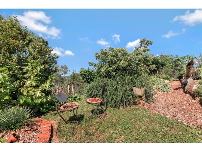 9 Kluck Rd, Yungaburra QLD 4884