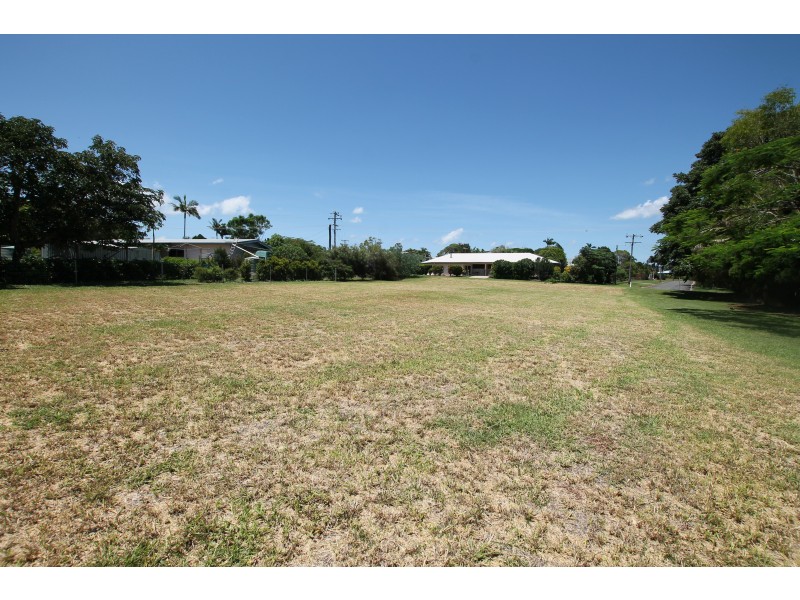 8 Cassia Street, Yungaburra QLD 4884