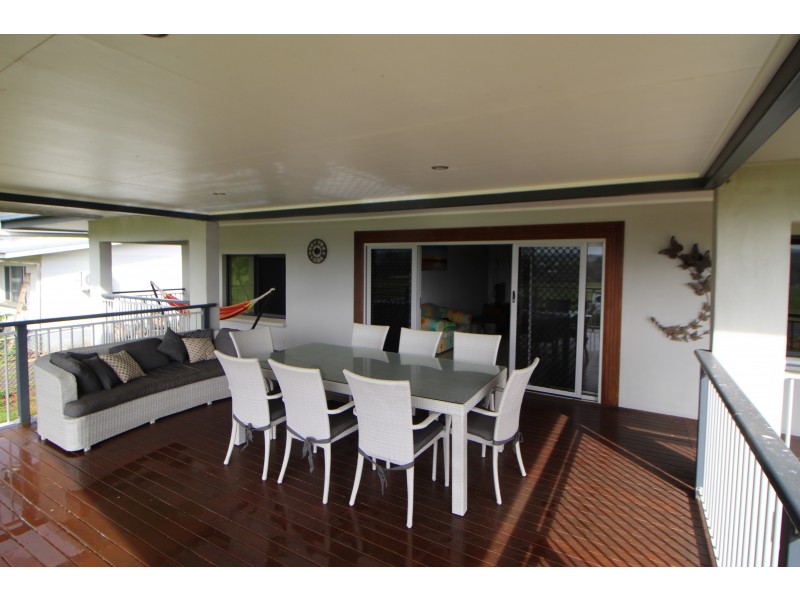 13 Tinaburra Dr, Yungaburra QLD 4884