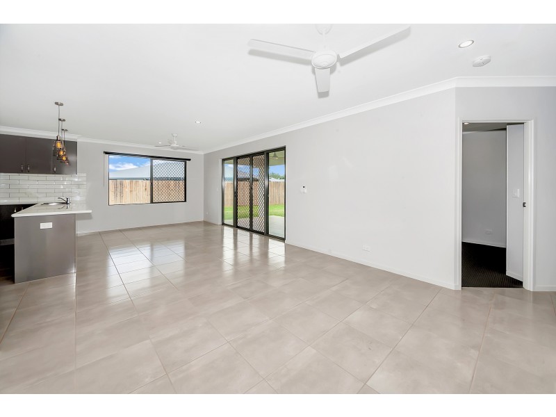 31 Bellamy Drive, Tolga QLD 4882