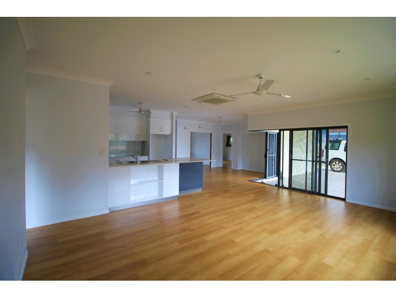 Yungaburra QLD 4884