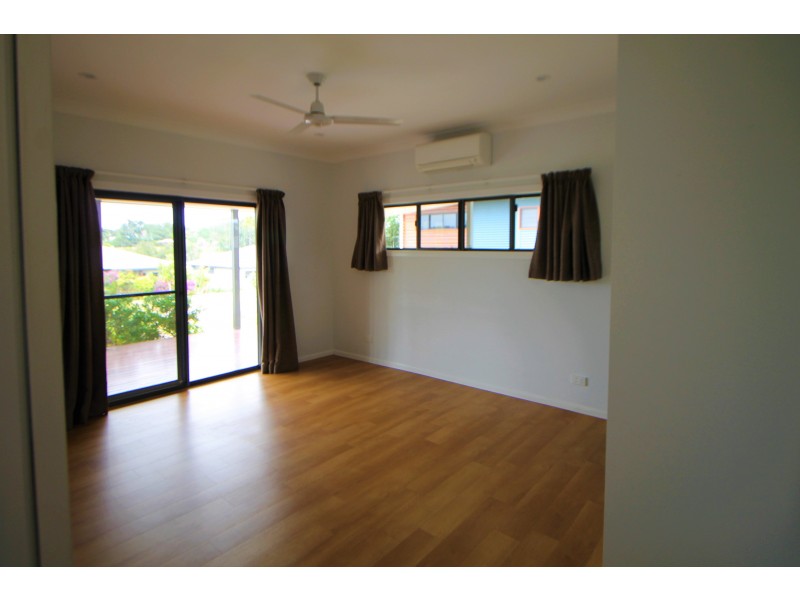 Yungaburra QLD 4884