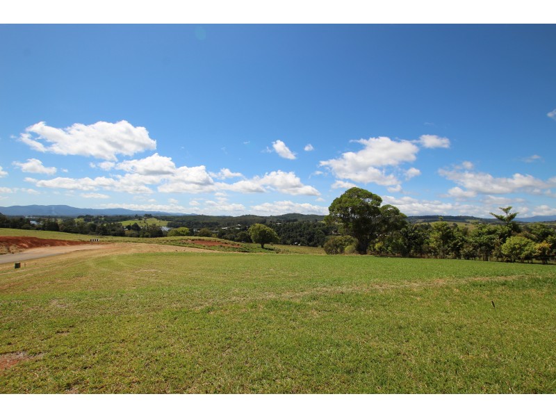 96 Hickory Terrace, Yungaburra QLD 4884