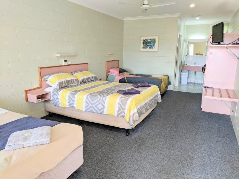 Yungaburra QLD 4884