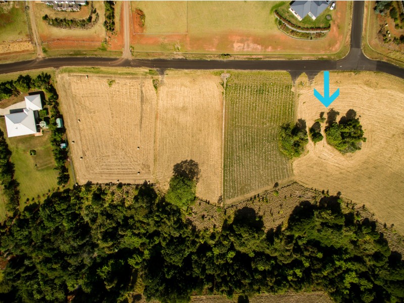70 Angelita Cl, Peeramon QLD 4885
