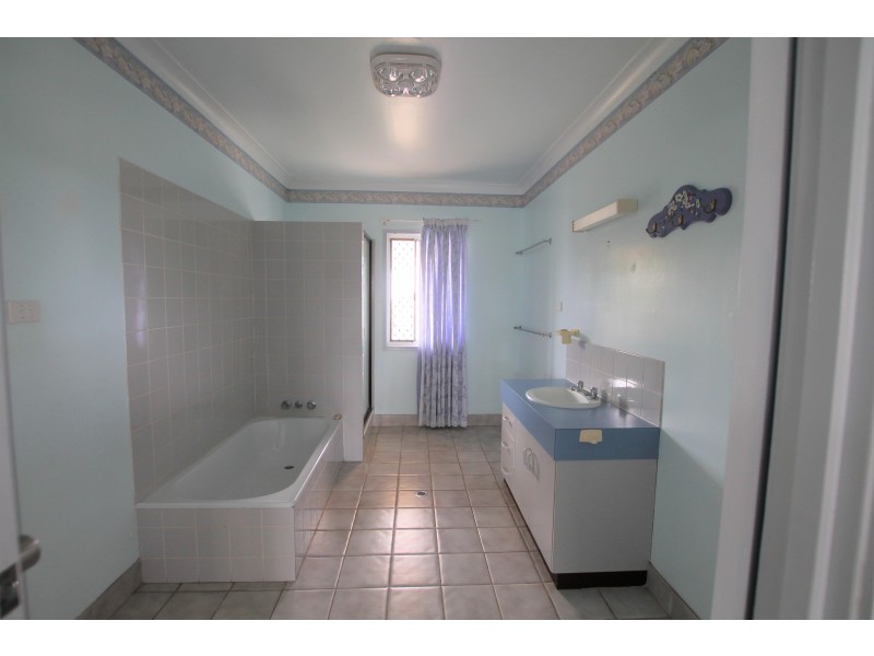 Yungaburra QLD 4884